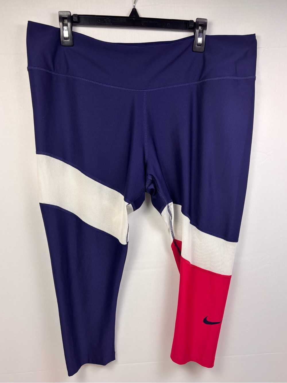 Nike Dri-FIT 2X Colorblock Cropped Leggings
